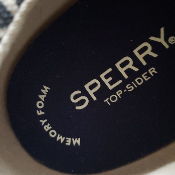 SPERRY Top Sider NWOT Memory Foam Low Top Sneakers - 9 - Picture 11 of 11
